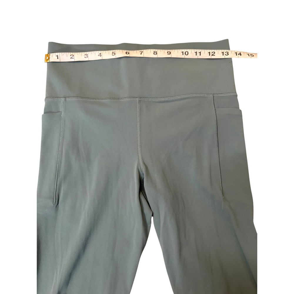 Athleta Lot Interval Stash 7' Short & Salutation Stash Cinch Capri Legging M - Picture 7 of 11